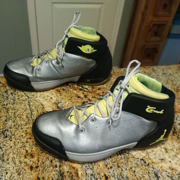 Nike Air Jordan Melo 1.5 Men Sz 10.5 - Wolf Gray Volt 631310-013 Carmelo Anthony - Picture 1 of 12